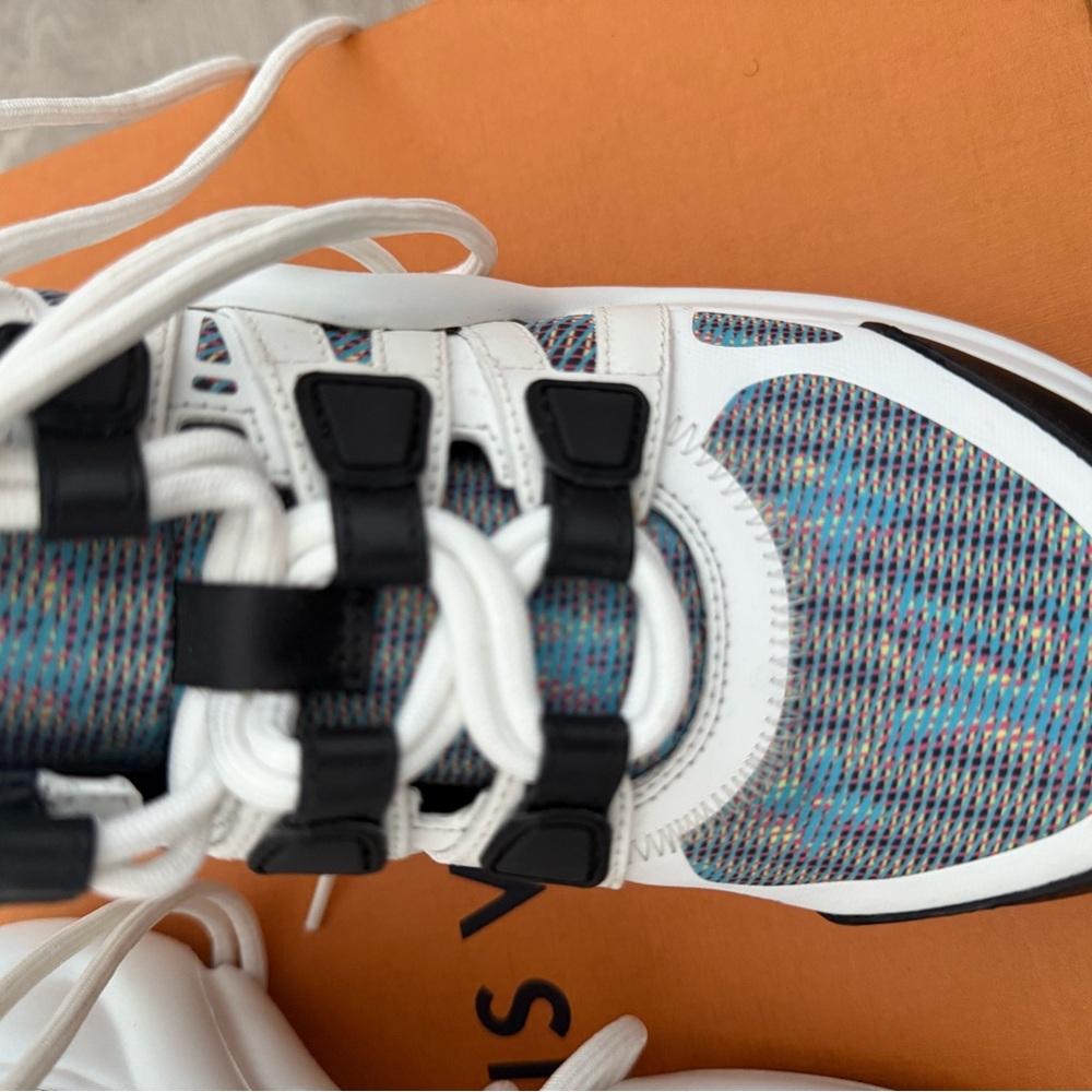 Louis Vuitton White and Blue Sneakers - Picture 7 of 8